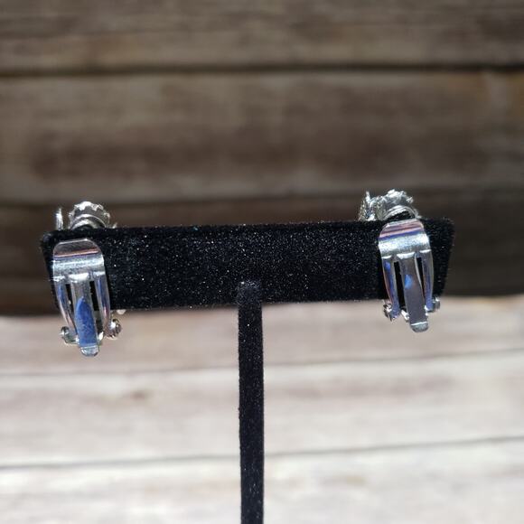 Vintage Earrings Clip On Rhinestone - Picture 2 of 6